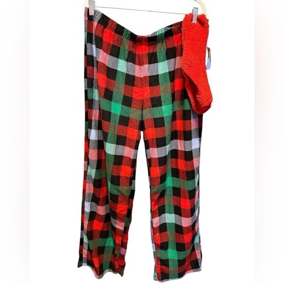NWT WonderShop Plus Size Red Green Plaid Lounge Sleep Pants & Socks - Size XXL - Picture 2 of 8